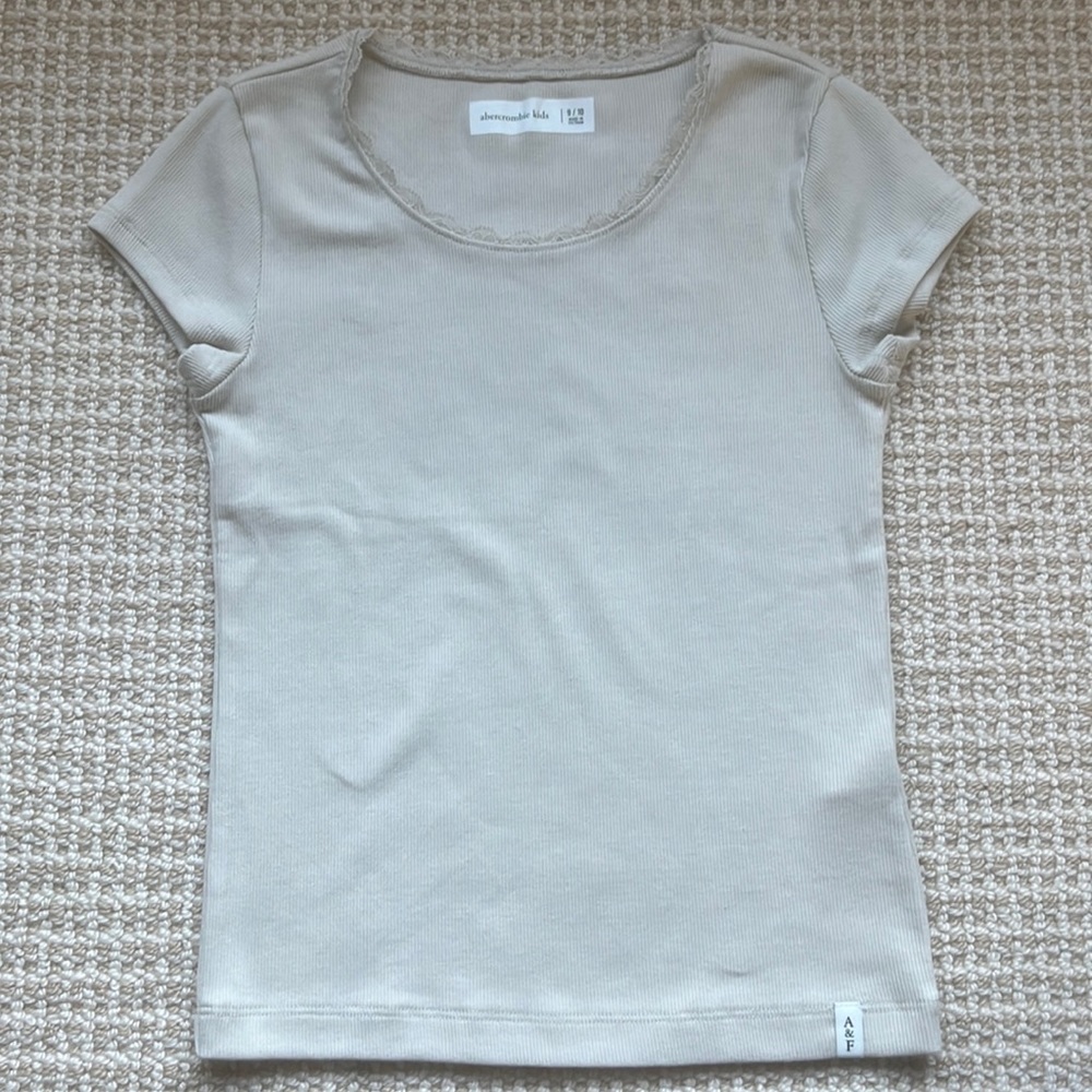 Abercrombie kids lace trim rib tee, size 9/10